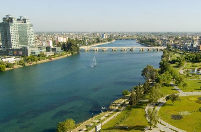 <p><strong>Adana</strong></p>    <p>2015 nfusu:2183167</p>    <p>2016 nfusu:2201670</p>    <p>Deiim(%): 0,84</p>