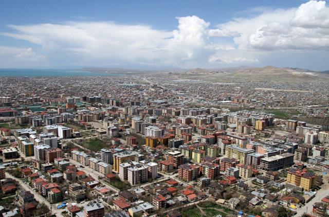 <p><strong>Van</strong></p>    <p>2015 nfusu:1096397</p>    <p>2016 nfusu:1100190</p>    <p>Deiim(%): 0,34</p>