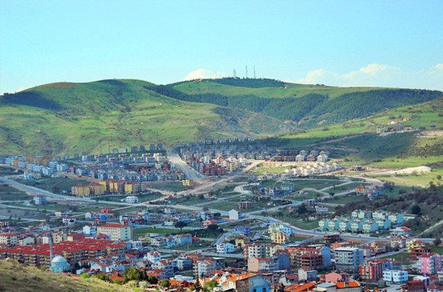 <p><strong>Balkesir</strong></p>    <p>2015 nfusu:1186688</p>    <p>2016 nfusu:1196176</p>    <p>Deiim(%): 0,79</p>