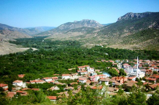 <p><strong>Bilecik</strong></p>    <p>2015 nfusu:212361</p>    <p>2016 nfusu:218297</p>    <p>Deiim(%): 2,79</p>