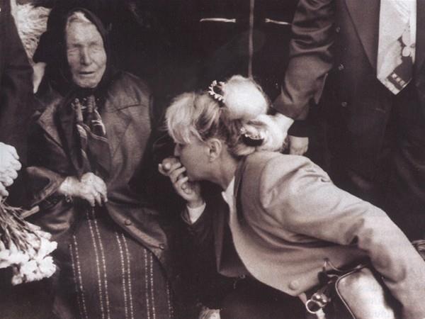 Baba Vanga'ya gre kta 'hemen hemen bo' kalacak, hatta 'neredeyse hibir bir yaam formunun bulunmad orak bir araziye' dnecek.