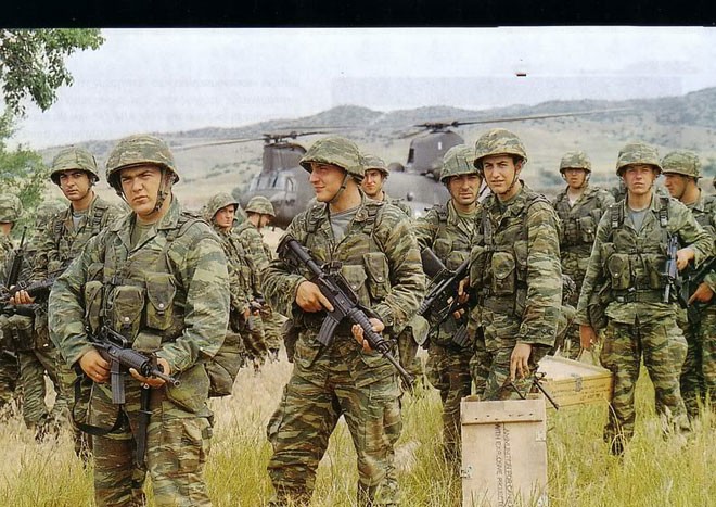 2016 sonlarnda Yunanistan Genelkurmay Bakan Evangelos Apostolakis ile Savunma Bakan Panos Kammenos Trkiye'yi grmek zere bir toplant yaptlar. Toplantda Yunan Genelkurmay Bakan, &#8220;Trkiye ile bir savaa girilmesi halinde en iyi zamann imdiki zaman olduu grn iletti.&#8221;