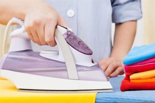 t Temizlii:tnz kire kapladysa, zm beyaz sirkededir. Kirelenmi tnzn i haznesine yarm bardak su, yarm bardak beyaz sirke koyunuz. Ardndan tnz en yksek s ayarnda altrnz. Daha sonra yaklak 5 dakika kadar buhar yapnz. tnz durdurup yarm saat bekleyin. Ardndan ayn buharl ilemi tekrarlayn. Bu ekilde tye yerletirdiiniz sv bitene kadar ayn ileme devam ediniz.