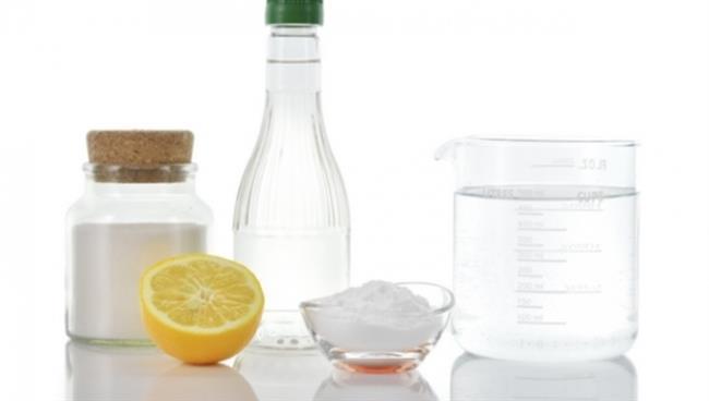 Oyuncak Temizlii: Bebeinizin oyuncaklarn lk ve sabunlu suyun ierisine beyaz sirke ekleyerek, gerek bir temizlie ulaabilirsiniz. Oyuncaklar temizlerken zor blgeler iin kk bir fra, bez gibi yardmclarla derinlemesine hijyen salayabilirsiniz.