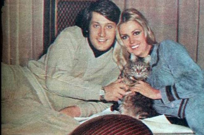 Hale Soygazi-Ahmet zhan