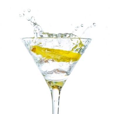 - Eer solunum yollarnzda probleminiz varsa, limonlu su sizin iin ideal iecektir! Limon, antibakteriyel zellii sayesinde gs enfeksiyonlarnzdan kurtulmanz ve ksrklerinizin rahatlamasn salar.