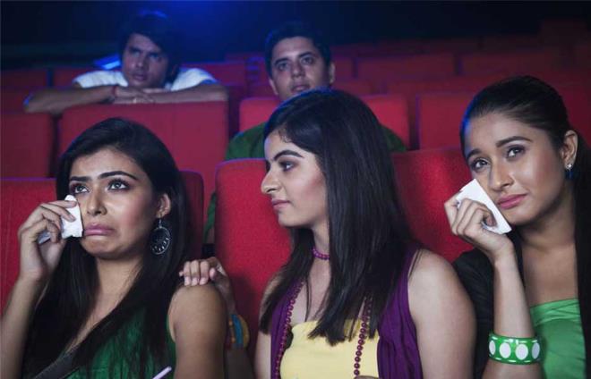 zlerken gzyalar sel oluyor.