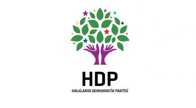 Son 5 ayda pe pee yaptmz aratrmalarda HDP % 10 luk baraja net olarak taklm grlmektedir.