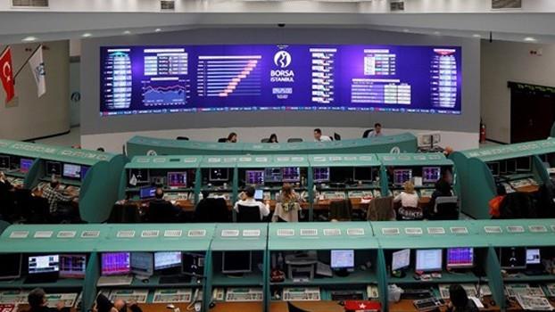 BST, bir meslek kuruluu olarak yatrm ve kalknma bankalar, ticari bankalar ve arac kurumlardan oluan yelere sahip olup, hisse senetleri Piyasas'nda drt srekli pazar bulunmaktadr. Bunlar; ulusal pazar, ikinci ulusal pazar, yeni ekonomi pazar ve gzalt pazardr. BST tahvil ve bono piyasasnda ise kesin alm satm pazar, repo-ters repo pazar ve gayrimenkul sertifikalar pazar bulunmaktadr.