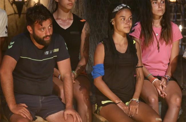 DENSA GLTEKN KMDR?<p>  Survivor'da eleme potasnn gediklisi olan Denisa Gltekin kimdir, nereli ve ne i yapyor? Bir klipte de rol alan Denisa Gltekin vcut gelitirme sporunda derece sahibi. Trkiye'yi bu alanda uluslararas yarmalarda temsil eden Denisa Gltekin, srad hayvanlara da merakl. Ylanlara sarlp pozlar veren Denisa Gltekin evinde de bir bukalemun besliyor. Denisa Gltekin 1992 doumlu. 25 yanda olan Denisa Gltekin stanbul'da dnyaya geldi. Vcut gelitirme alannda Milli sporcu olan Denisa Gltekin, Trkiye Bikini Fitness dalnda 3 kez ampiyon oldu.