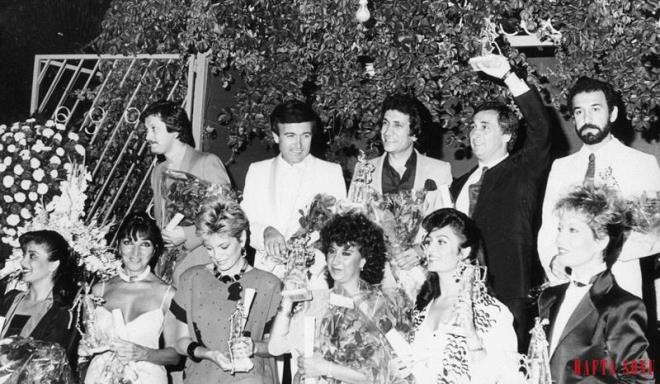 AHMET ZHAN - EROL EVGN - ZZET ALTINMEE - MJDAT GEZEN - CHAN NAL - BELKIS AKKALE - GLR