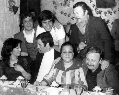 Adile Nait, Kartal Tibet, Tark Akan