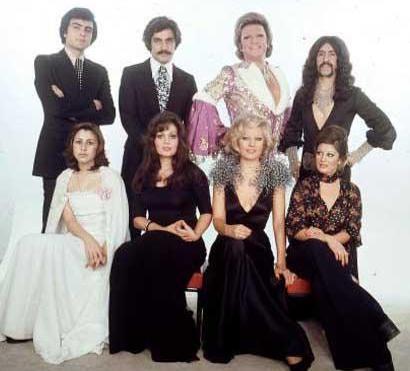 Ayta Arman, Kadir nanr ,Zeki Mren,Bar Mano , Nilfer ,Trkan oray , Emel Sayn,Glen Bubikolu...