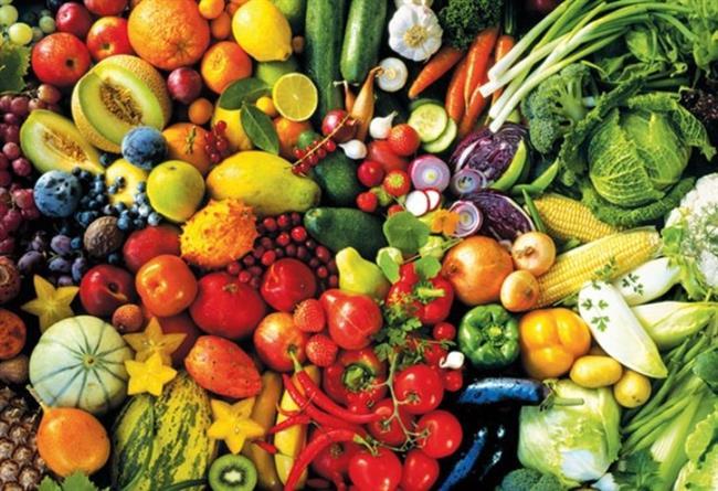 Sigara Kullananlar in Beslenme nerileri<p>    Yeterli miktarda vitamin ve mineral ieren sebze ve meyve tketimine arlk verin. Sigara ien kiilerin C vitamini ihtiyac normalin iki katdr. Bu nedenle C vitamini bakmndan zengin olan kivi, krmzbiber, kuburnu, portakal, limon, maydanoz, salatalk ve dier yeil yaprakl sebzeleri dzenli olarak tketin. E vitamininden zengin soya rnleri, zeytinya, ceviz ve fndk tketin.