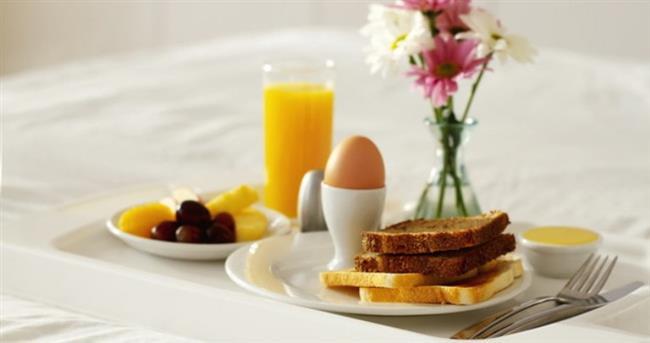 Sigara enler in rnek Men<p>    Kahvalt Taze sklm portakal suyu<p>  2 dilim beyaz peynir  2 dilim ekmek (Yasz 1 tost olabilir)<p>  veya  1 bardak st veya yourt<p>  2 kak yulaf ezmesi+4 kak msli<p>  1 tane kivi veya 1 dilim karpuz veya 7-8 tane ilek