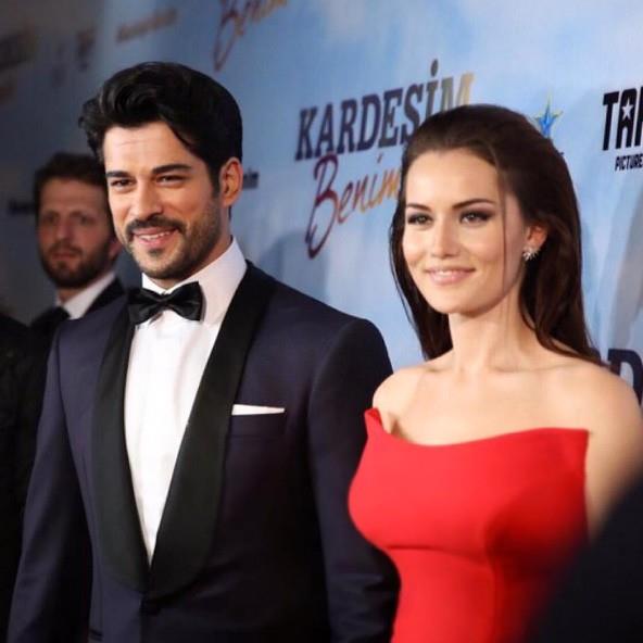 "Artk onun ok profesyonel bir nl olduunu dnmyorum. Hibir nl, fan iyi bir yorum yapt diye onu engellemez." "Bu bir hata myd bilmiyorum ama beni incitti. Onun zel hayatna sayg duyuyorum."