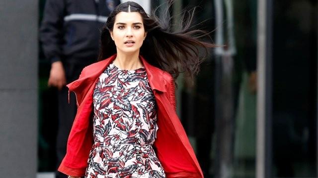 iftehavuzlar&#8217;da 5 yldr oturduklar 2 milyon dolarlk daireyi, Mercedes otomobili Tuba ald. Onur Saylak ise Acbadem&#8217;deki 1 milyon dolarlk daireyi alacak.