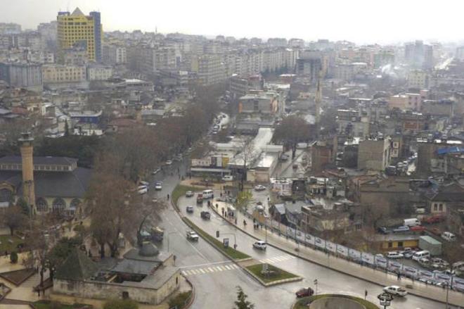 KAHRAMANMARA    GS: %42 / FB: %33 / BJK: %15