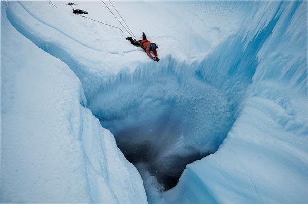 Fotoraf ekmeye gittii srada Balog inanlmaz bir kare yakalad.