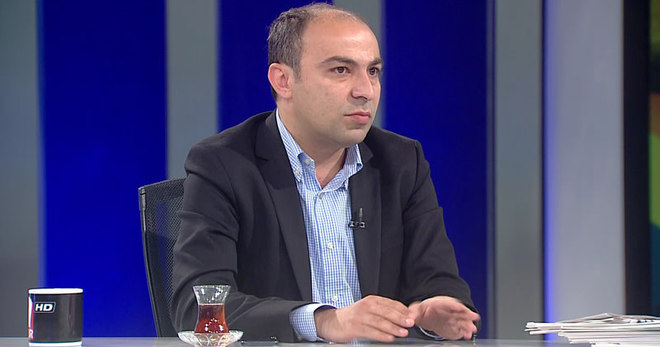 Referanduma 2 ay gibi ksa bir sre kala, akademisyen ve yazar dris Karda, Cumhurbakanl Sistemi hakkndaki sorular cevaplad