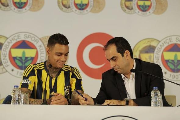 GREGORY VAN DER WIEL / Fenerbahe / Yllk cret: 8.800.000 TL (Resmi deil)