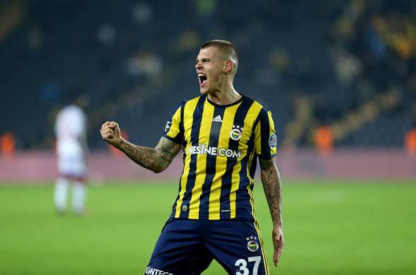 MARTIN SKRTEL / Fenerbahe / Yllk cret: 10.000.000 TL