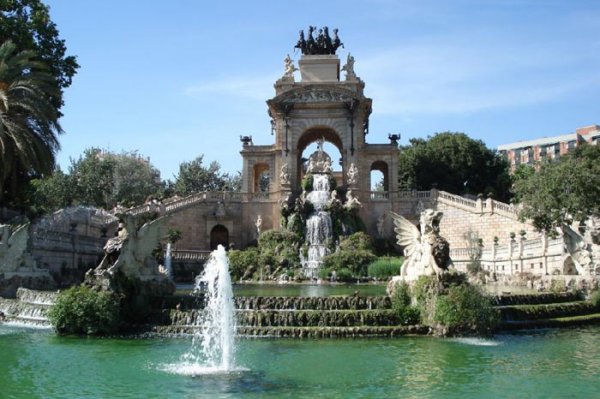 Barselona - Ak Hava Mzesi