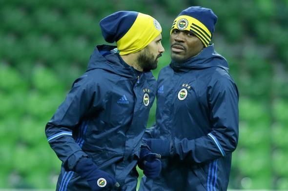 * Bu Emenike 35 yana kadar atr atr para yer lks yaar, 35'ten sonra kpr altnda arap olur alktan az kokar.