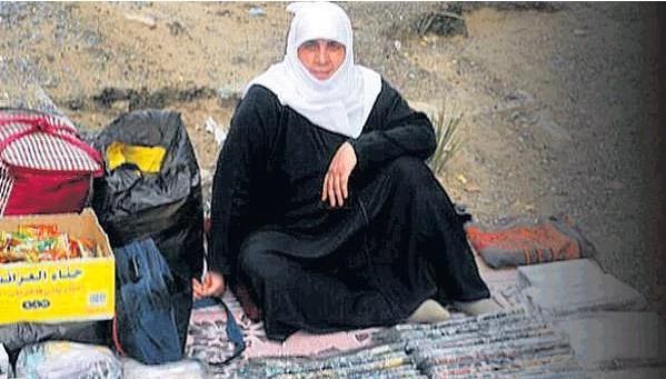 Yllar sonra gelen bir duyum Fahire Kara'nn yaadna dair umutlar yeniden yeertti... Bundan sadece bir ka ay nce Fahire hanmn Trkiye&#8217;deki ocuklar, umre ve hacdan gelenlerden Trke konuup hediyelik eya satan bir bayan hakknda bir takm haberler ald. Fahire hanm onlara "Ben de Trkiye&#8217;den geldim ve Batman Beir&#8217;liyim. 1990&#8217;da yaanan tnel faciasnda eimi kaybettim ve bir Arap tarafndan karldm. Pasaportumu ve kimliimi yakt ve beni 6 yl boyunca eve hapsetti. Esaretten ocuum olduktan sonra kurtulabildim. Yllardr buradaym, ne arayp ne soranm var.&#8221; demiti.