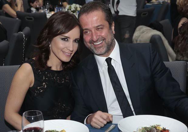 ift 14 ubat 2015 tarihinde evlendikten tam 6 ay sonra boanma karar almlard. Bu karar herkesi ok artmt. Bu fotoraf iftin ilk pozuydu.