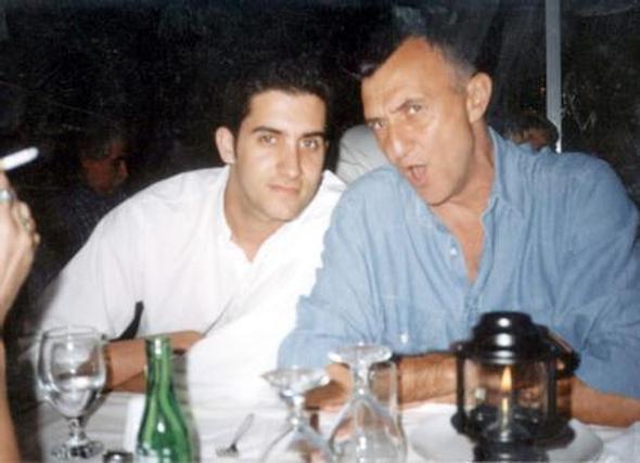 Uzun sredir ekranlardan uzak olan Mehmet Ali Alabora, nmzdeki gnlerde televizyon ekranlarna dnmeye hazrlanyor...