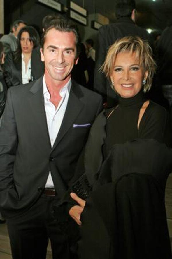 imdilerde Arka Sokaklar isimli dizide gzkara bir komiseri canlandran lker nanolu, performans ile gz dolduruyor...