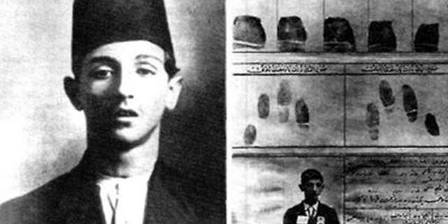 HIRISTO ANASTASDIYADIS (HRISANTOS)  ocukluundan itibaren su batana bulam olan Hrisantos, aabeyi Koo ile birlikte tramvaylarda yolcularn para antalarn kapp kaarak ve bazen de annesinin ilettii umumhaneye gelen erkeklerin paralarn alarak balad.