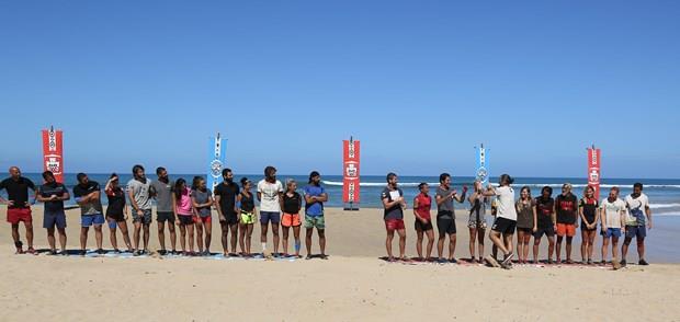 SADN BAKIR KMDR?  <p>  Survivor'da Eser West'in adadan ayrlmasnn ardndan cumartesi gn nller ile gnlller takm dokunulmazlk oyunu iin kar karya geldi.