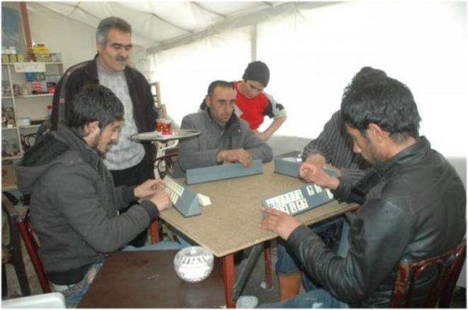 Srada olmadn her gelip geene syleyen yanc.