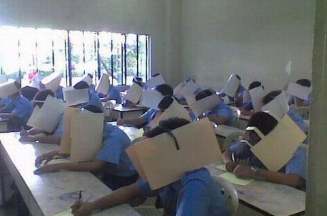 Kopya vermek istemeyen renci edasyla para eken pimpirikli.