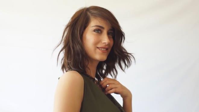 Beren Saat'i, ekranlardan bir sredir uzak olan Hazal Kaya, 211 oyla takip etti.