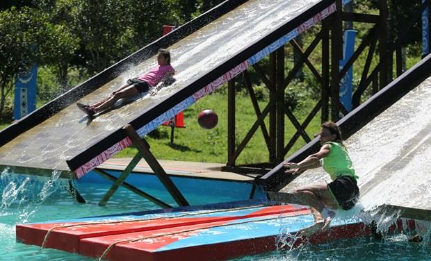 nller takm arasndaki bireysel dokunulmazlk oyununu ise Furkan kazand.     Ada konseyinde nller takmndan ad en ok yazlan Sabriye ile bireysel dokunulmazlk sembol Furkan'n adn verdii Fatih elemeye kald.