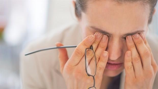 Parkinson hastal: Parkinson beyindeki dopamin dengesizliiyle oluur. Dopamin ayn zamanda kiinin mutluluk ve keyif almas ile ilgili hormondur. Bu nedenle, Parkinson rahatszl olan her iki hastann birinde depresyon grlebilir.