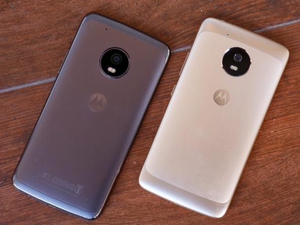 Her iki telefonda parmak izi okuyucu bulunuyor, fakat su geirmezlik zelliini gremiyoruz. Son olarak elbette Google Asistan'dan bahsetmek gerekirse, Moto G5 ve Moto G5 Plus'ta bu zellii grebileceiz.