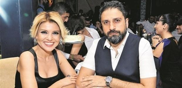 Glben Ergen ve Erhan elik getiimiz aylarda 2 yllk evliliklerine son verdiler. Televizyoncu Erhan elik, 2014 ylnda evlendii ve iki yl evli kald Glben Ergen&#8217;le boanma srecine dair aklamalar yapt. Cengiz Semerciolu'na konuan elik, &#8220;Glben Ergen&#8217;le ortada bir ey yokken bir anda boandnz. Neler oldu?&#8221; sorusuna, &#8220;Zaten &#8216;ortada&#8217; bir eyin olmamas doal deil mi? Biten herhangi bir ey deil, evlilik. Evliliklerde yaananlar zaten ortaya salmaz&#8221; eklinde yant verdi.