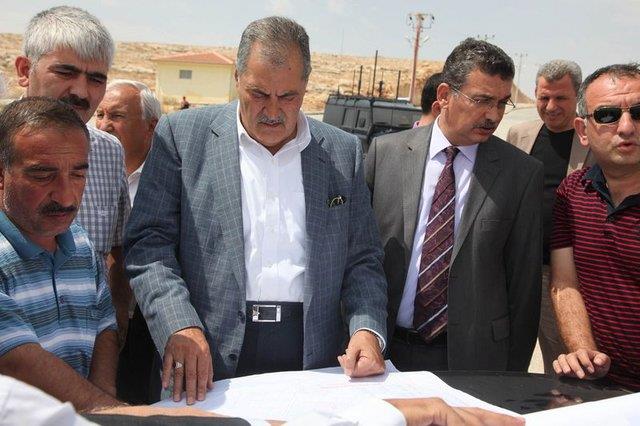 27 Mustafa Latif Topba (BM)  Serveti: 1 milyar dolar