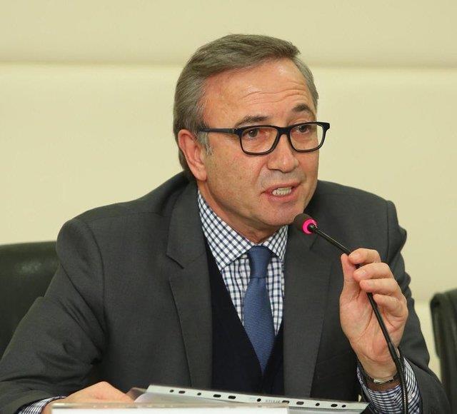 27 Hamdi Akn (Akfen Holding)  Serveti: 1 milyar dolar