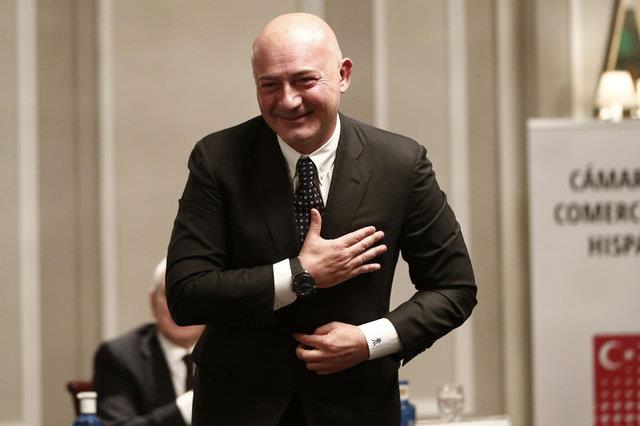 7 Ferit ahenk (Dou Holding)  Serveti: 2.1 milyar dolar