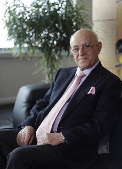 33 evket Sabanc Esas Holding (Esas Holding)  Serveti: 900 milyon dolar