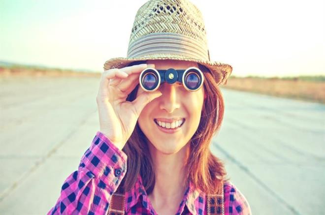 2. Bundan bir yl sonra tamamen farkl bir insan olacanz hatrlayn.  <p>Bundan bir yl sonra tamamen farkl birisi olacaksnz. Bu ardan ve kalp acsndan kurtulmu,  daha gl, daha efkatli ve daha iyi biri haline geleceksiniz. Geen her gn, ac ekmenize sebep olan eyden daha da uzaklaacaksnz. Bunu unutmayn.