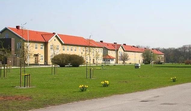 16. Anders Hansson-  Anders Hansson sve'in en hzl katili olarak kabul edilir. Henz 18 yandayken, Ekim 1978 ve Ocak 1979 arasnda 27 yal hastay alma saatleri iinde ldrd. u an psikiyatri kouunda tedavi gryor.