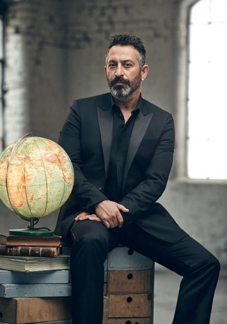 Cem Ylmaz ise yeni filmi iin bomba isimlerle almaya hazlanyor. Ajda Pekkan'a teklif gtren Cem Ylmaz'n henz ne cevap ald bilinmiyor fakat ikili 16 yl nce beraber reklam filmlerinde oynamlard.