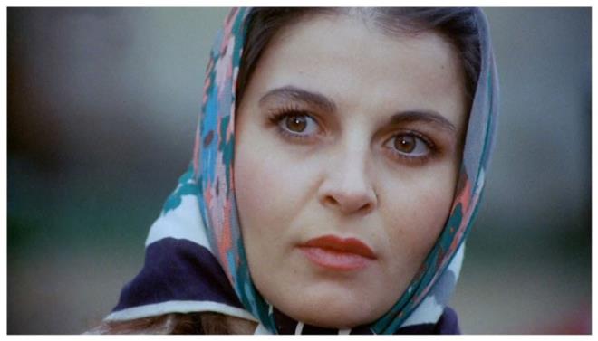 Yzn grnce byk ihtimalle size tandk gelecek. Bir dnem Yeilam'n en gzde kadnlarndand. Pembe Mutlu dnemin usta ynetmenleriyle alt ve aralarnda lyas Salman ile oynad ''iek Abbas'',''akn rdek'', Kemal Sunal ile oynad ''Davaro'', Yusuf Kurenli'nin filmi ''Ve Recep ve Zehra ve Aye'' gibi nl filmlerinde bulunduu ok sayda filmde oynad.