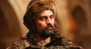 Sosyal medyada byk ilgi eken olayla ilgili, dizinin Arap izleyicilerinden olumlu yorumlar geldi.